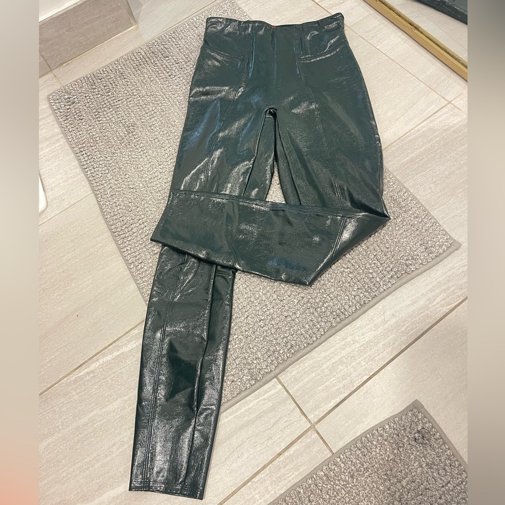 Spanx green faux leather leggings size small high waist